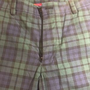 Vineyard Vines Blackwatch plaid men’s holiday pants 🎄